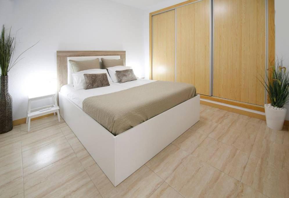 Apartamentos Puerto Nova 卡塔赫纳 外观 照片